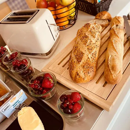 Ibis Budget Hotell 2*