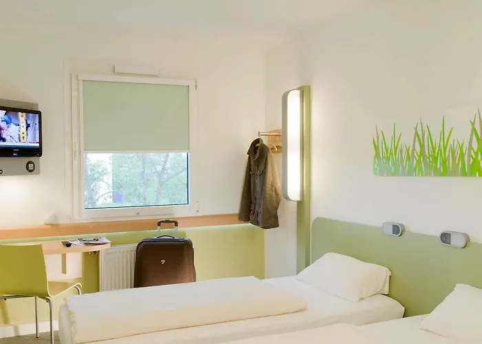 Ibis Budget Hotel 2*